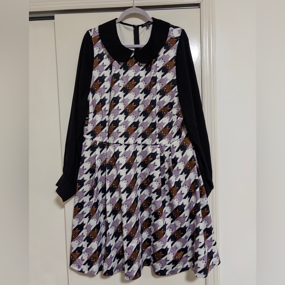 Smak Parlour Cat Dress w/ Peter Pan collar and pockets! 3x